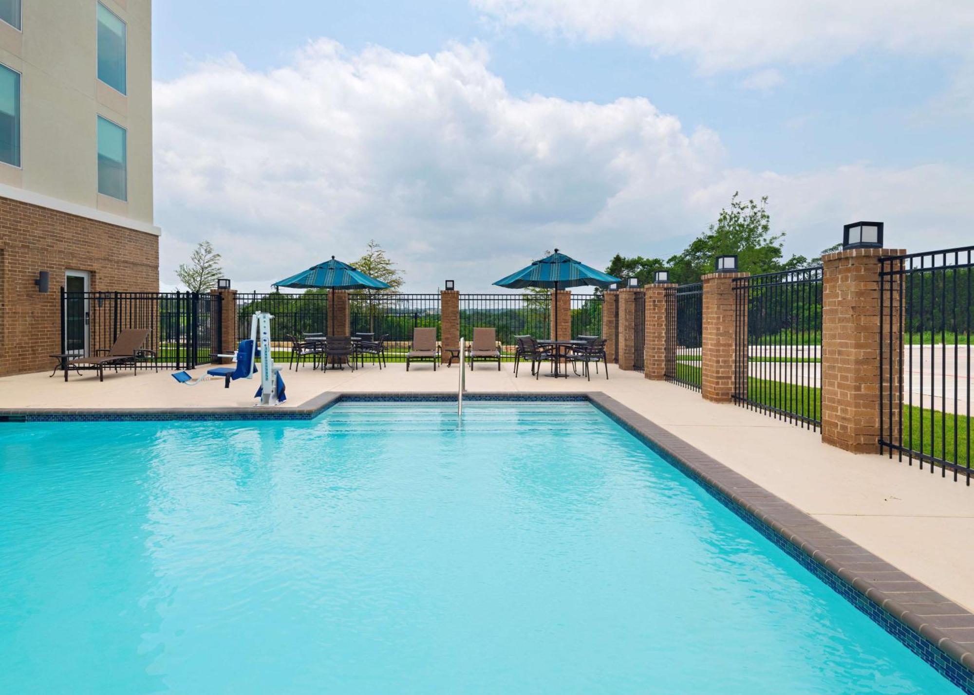 Hyatt Place Austin Lake Travis/Four Points Bagian luar foto